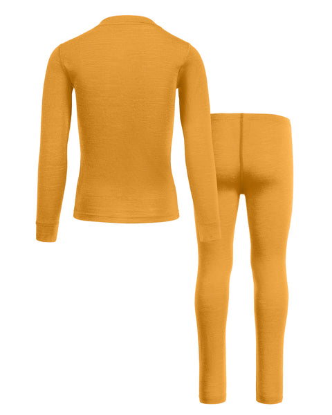 Menique kids' yellow long-sleeve shirt and pants set on a white background