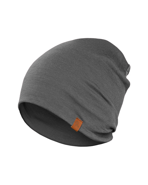 the menique Men's Merino Beanie in the color Perfect Grey, white background.