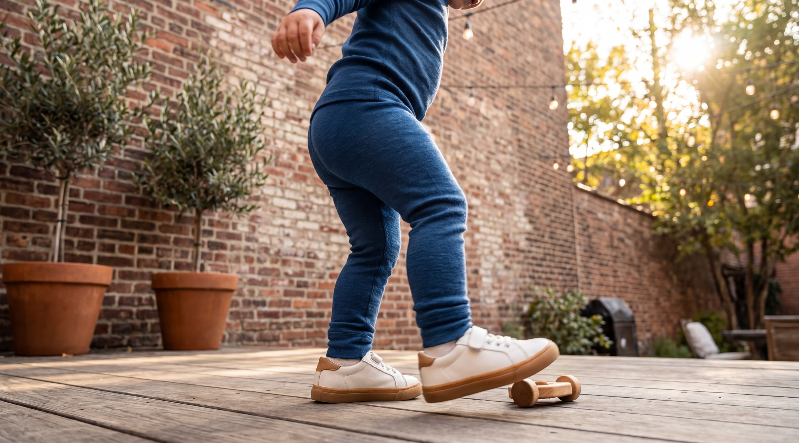 Kids' Merino Wool Leggings Collection for Versatile Outdoor Adventures and Indoor Comfort