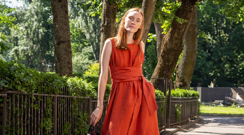 Sustainable and organic Linen wrap dresses from menique.