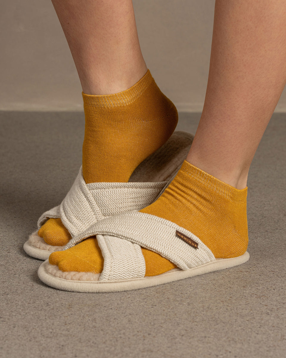Low Cut Socks For Women - Bamboo Lightweight & Breathable Socks - Ankle Socks Women - Royal Cherry