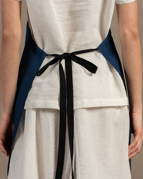 Linen Adjustable Apron in storm blue