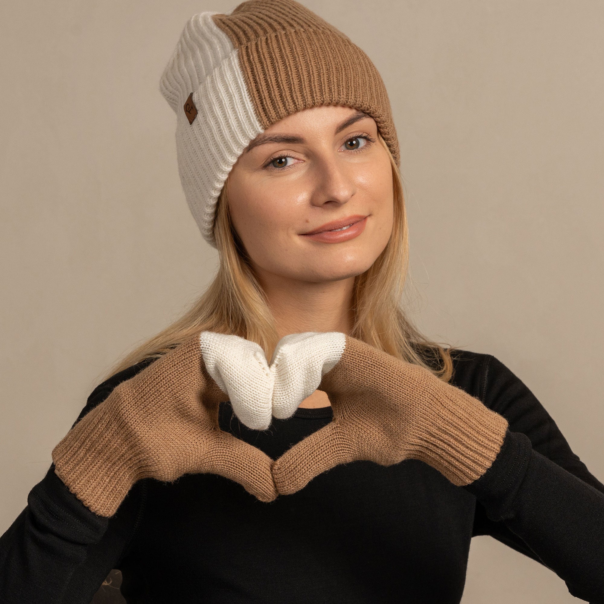 Women's MultiColor Gloves Knitted Merino