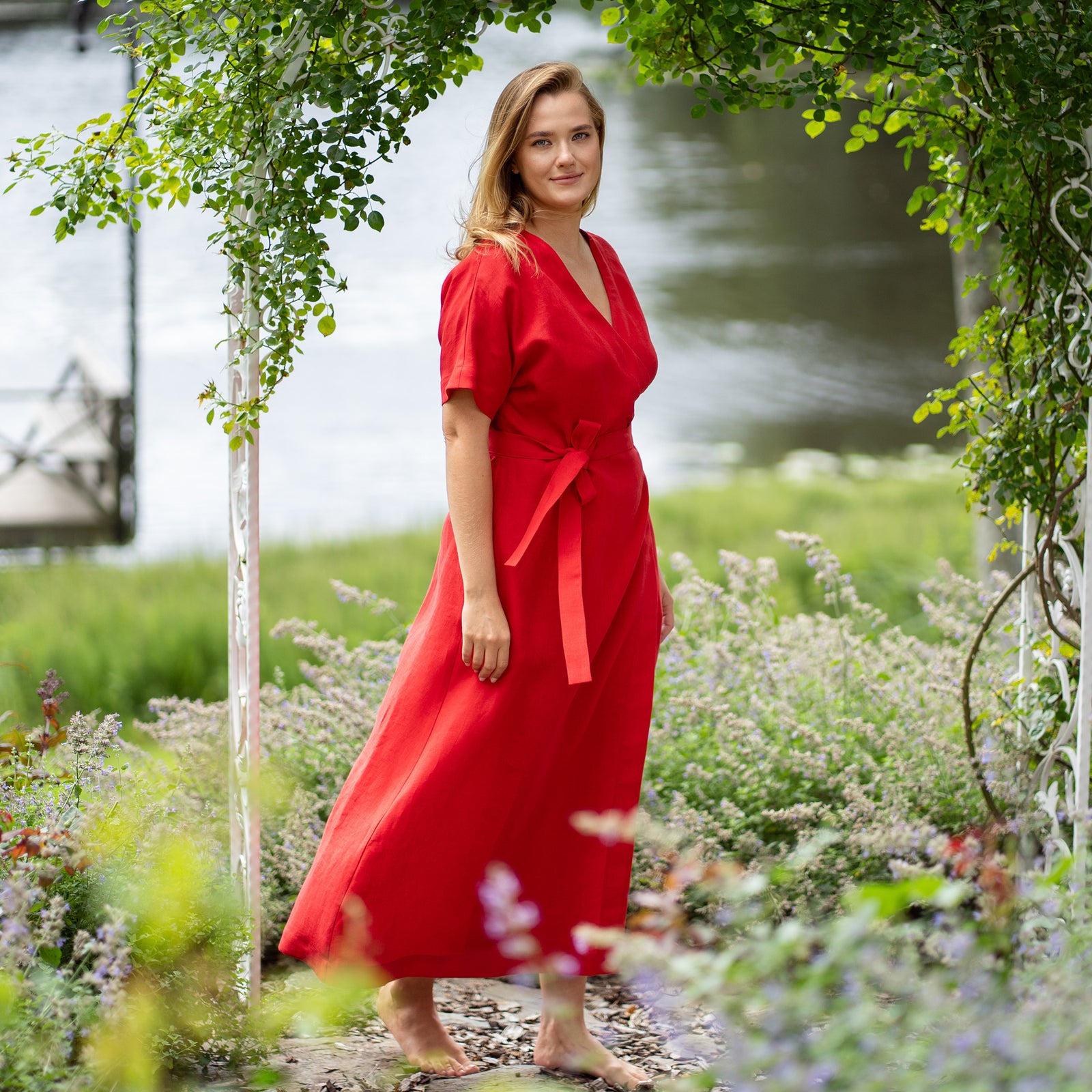 Sustainable Linen Clothing for Tall Women | MENIQUE Sustainable Linen Clothing for Tall Women | MENIQUE