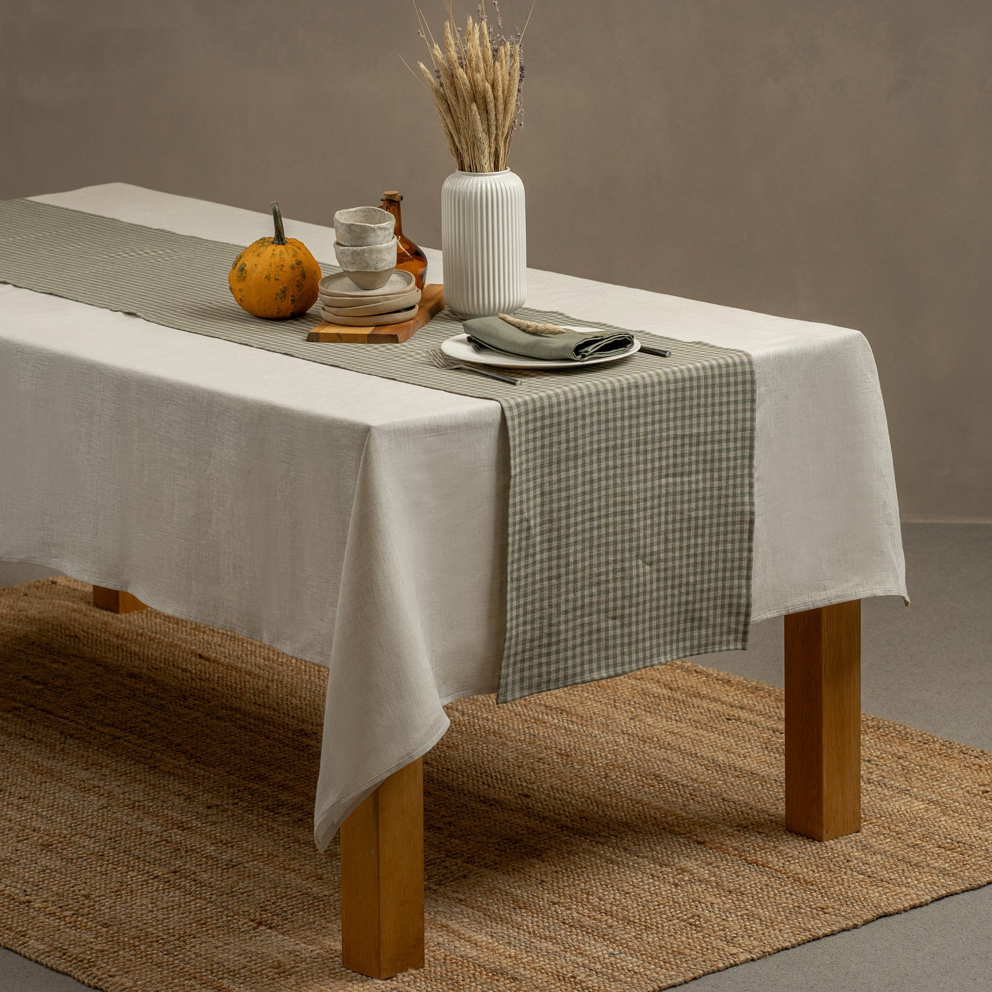 100% Linen Table Runner for Holiday Decor ❤️ menique - MENIQUE