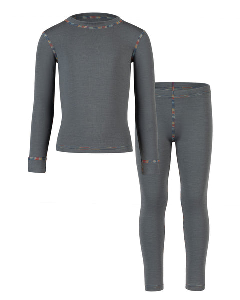 Front view of the kids&#39; menique merino 250gsm two piece set of long sleeve top and pants, in perfect gray color, white background.