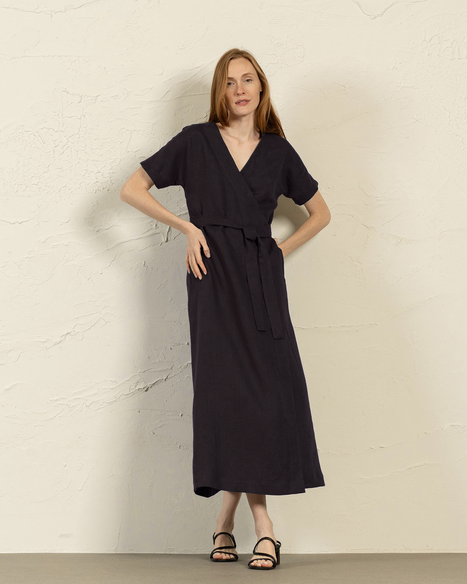 Maxi Wrap Dress Eleanor L / Pure Red Maxi Wrap Dress Eleanor L / Pure Red