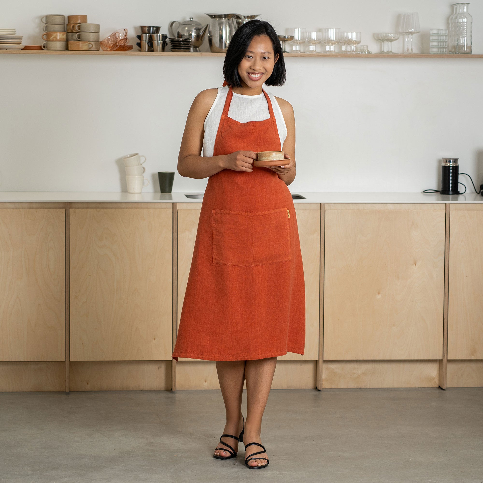Sustainable & Durable Aprons | MENIQUE