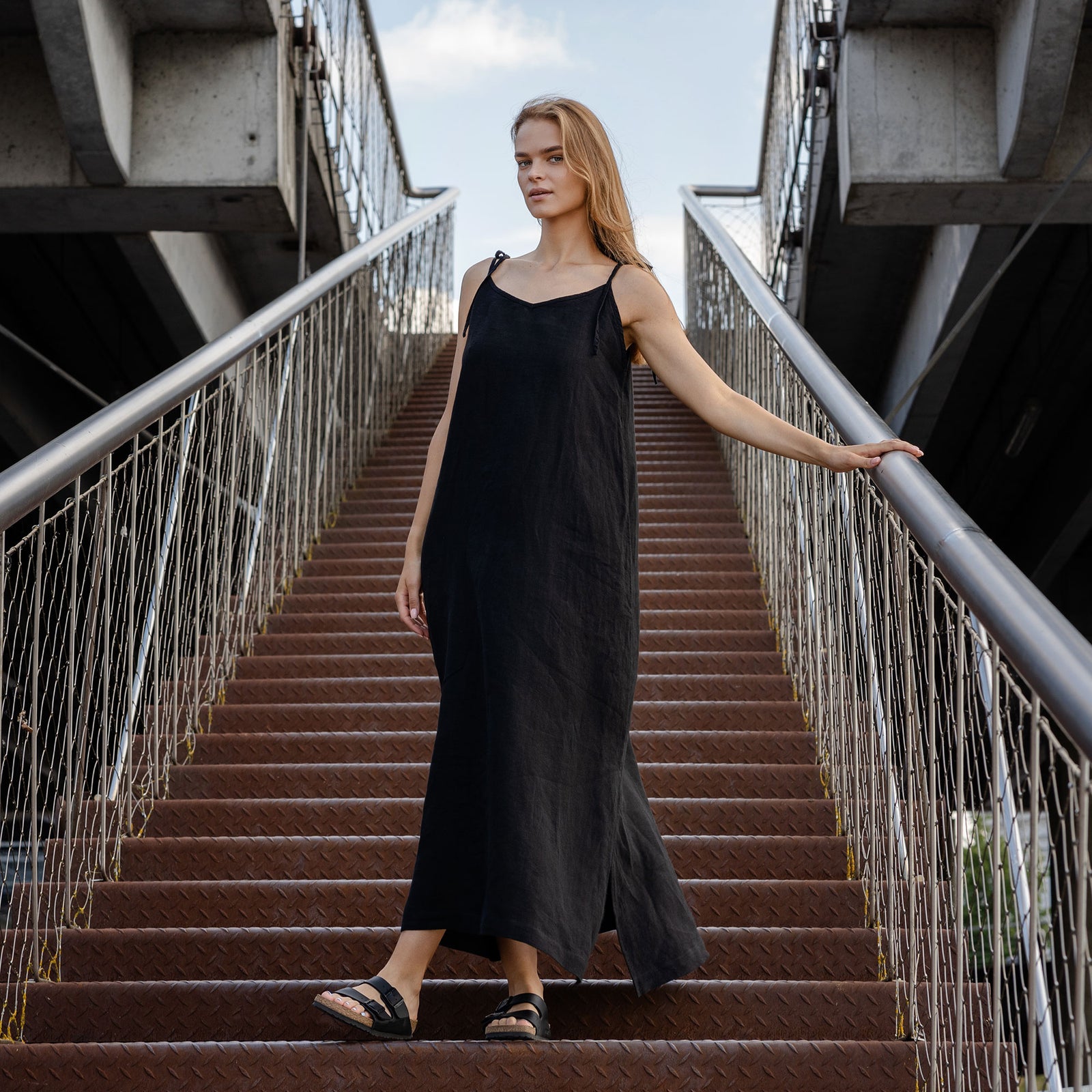 Sustainable Linen Clothing for Tall Women | MENIQUE Sustainable Linen Clothing for Tall Women | MENIQUE
