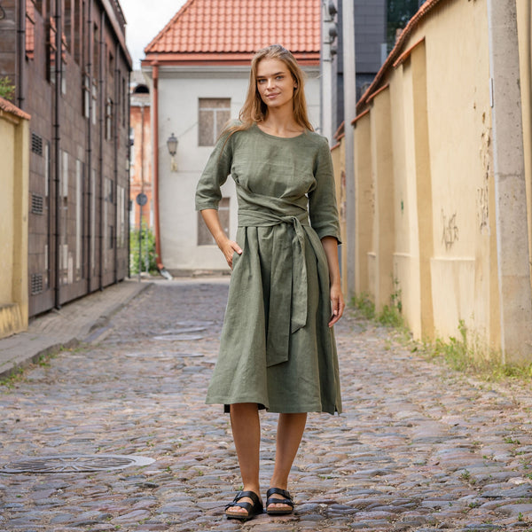 Natural Linen Dresses: Smock, Midi & Wrap Styles | MENIQUE Natural Linen Dresses: Smock, Midi & Wrap Styles | MENIQUE