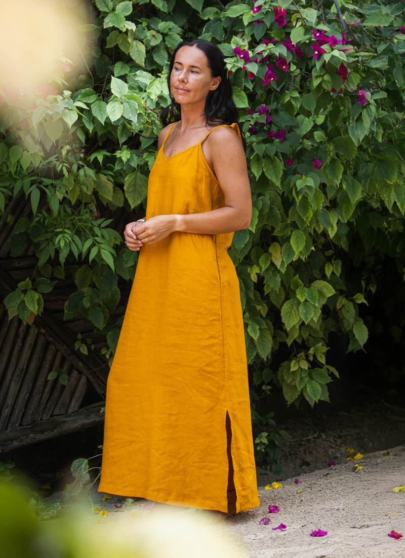 Natural Linen Dresses: Smock, Midi & Wrap Styles | MENIQUE Natural Linen Dresses: Smock, Midi & Wrap Styles | MENIQUE