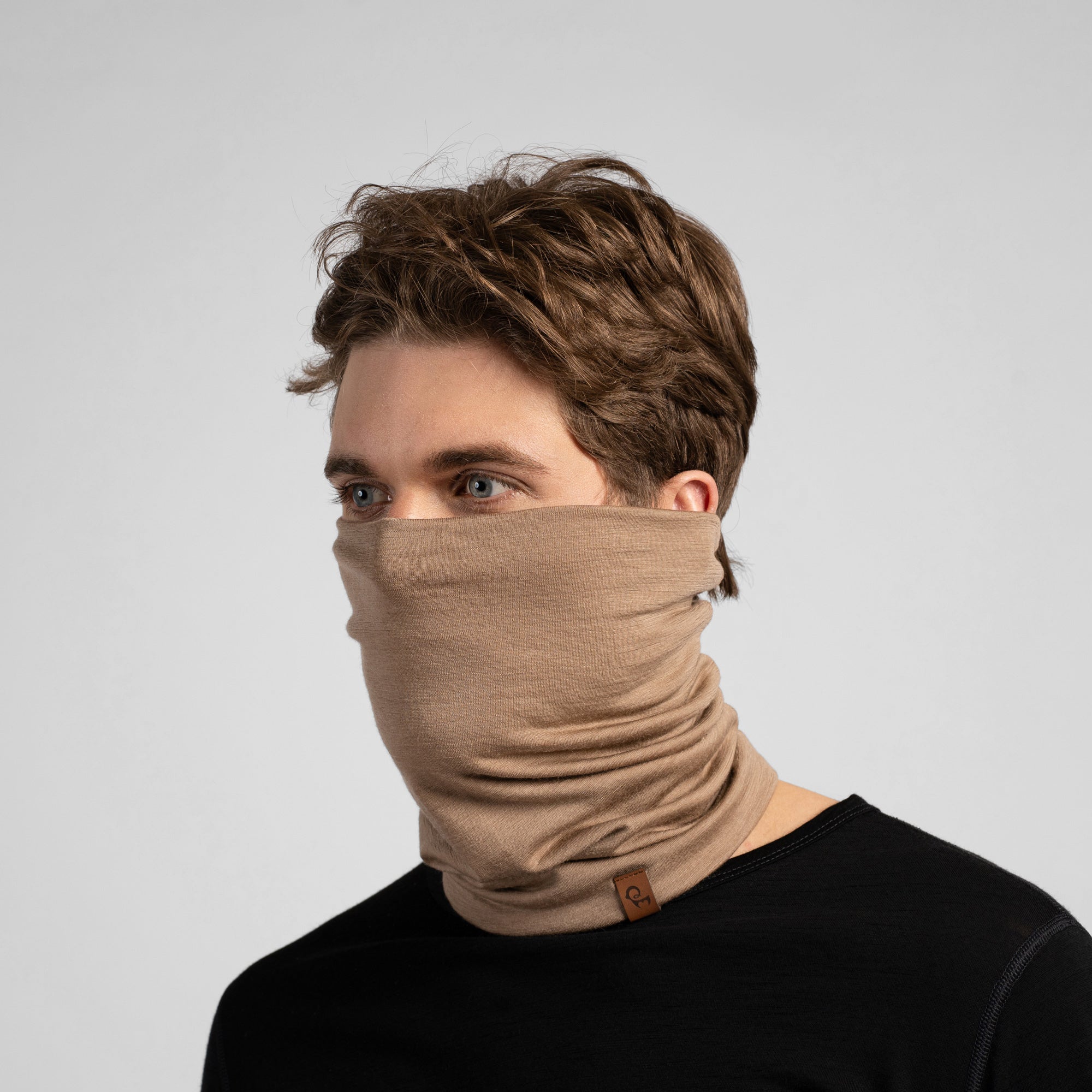 Men's Merino Neck Gaiter Black | menique - MENIQUE