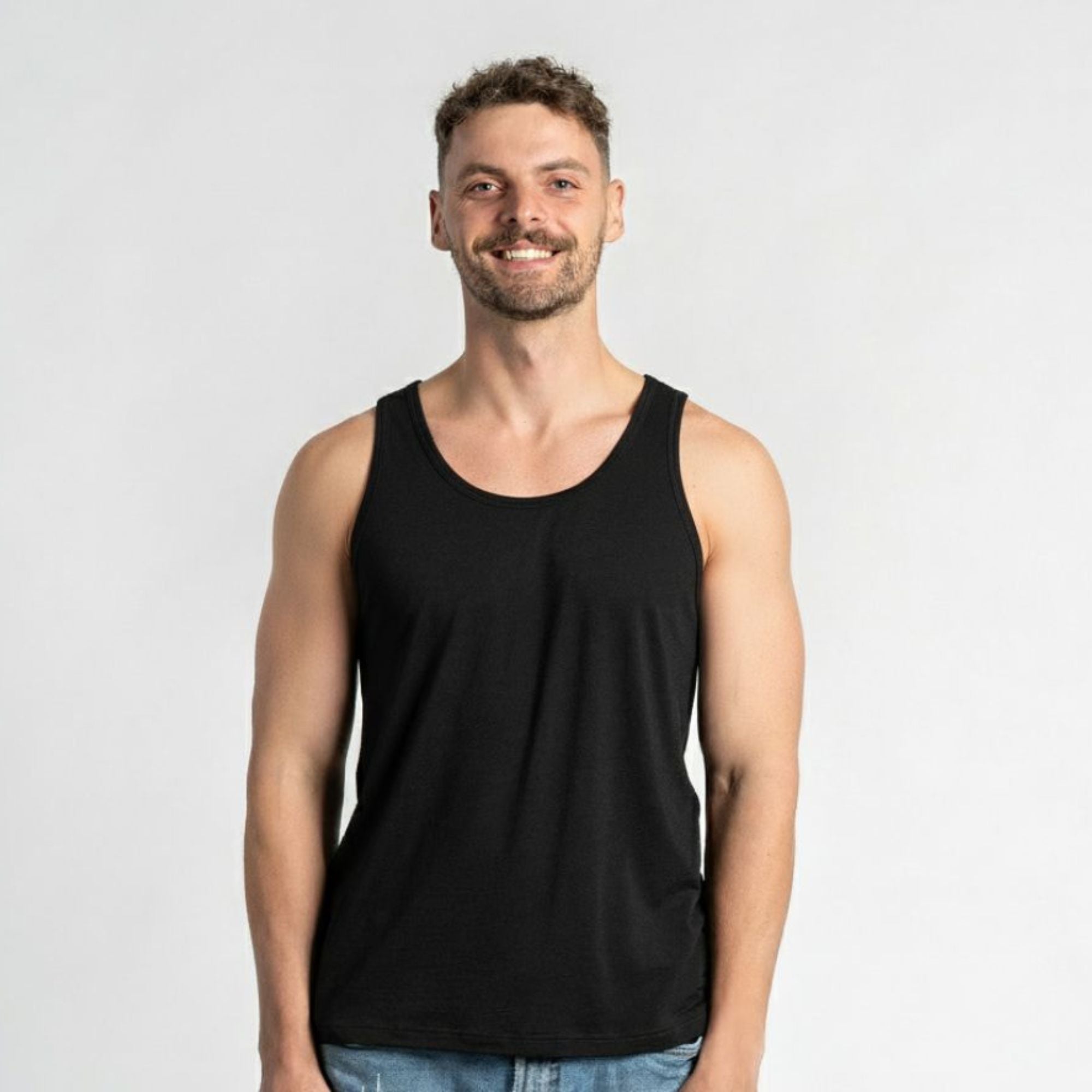 Men's Merino 160 Tank Top Black | menique - MENIQUE