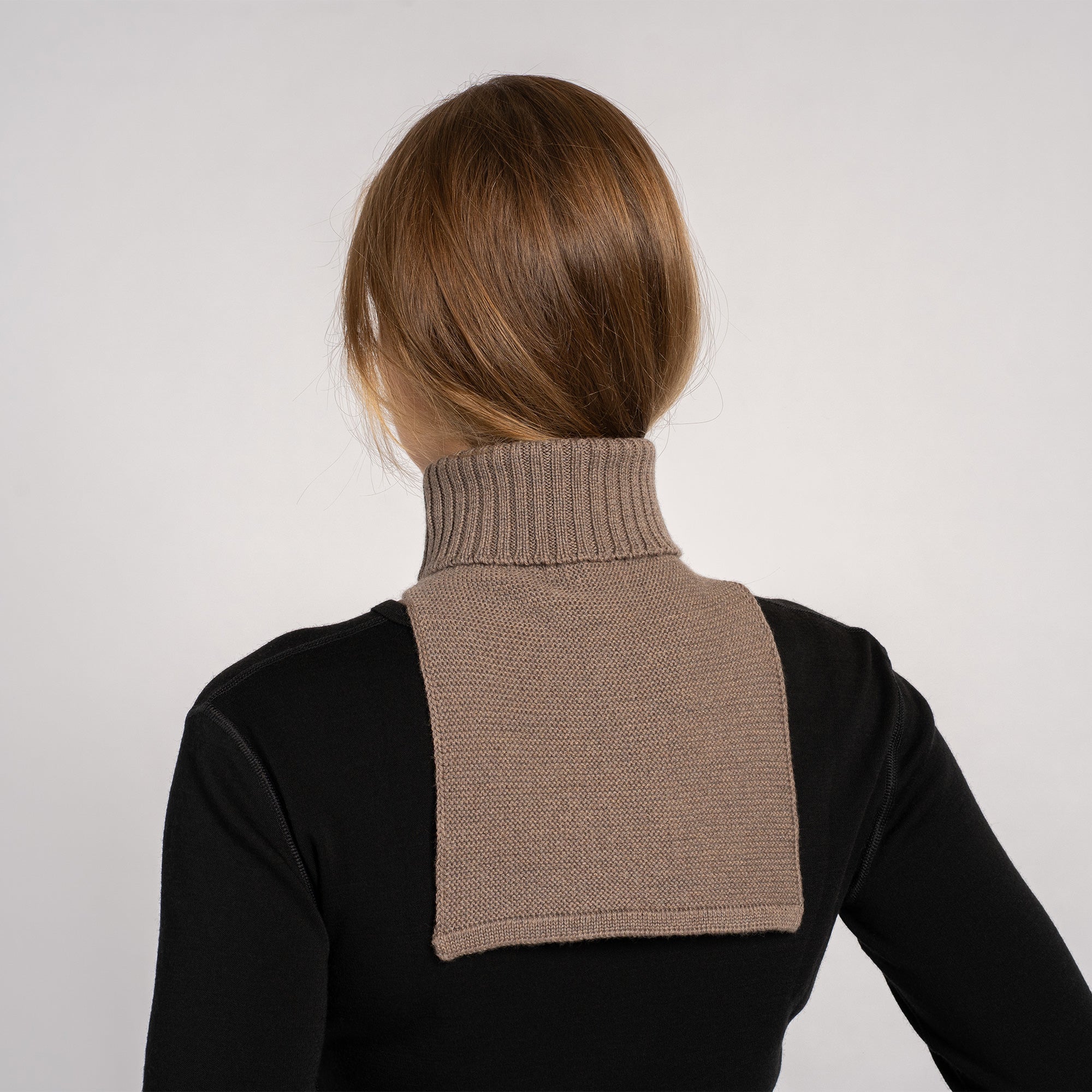 新品　BRIEFING CE WARM NECK LOGO HIGHNECK HOL MEN'S STITCH LOGO FAKE LAYERED HIGHNECK（ホリデーメンズ