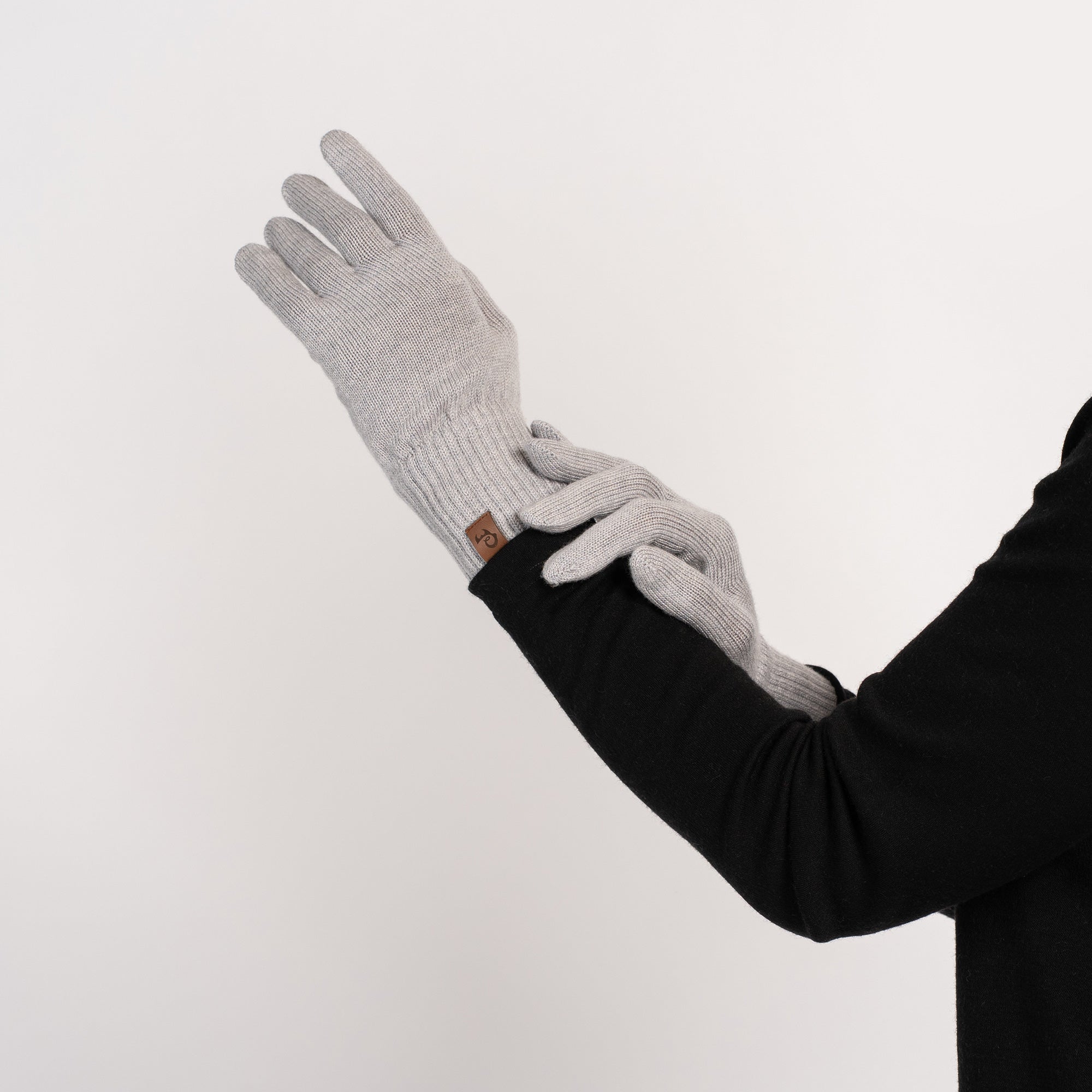 IRENE Merino Wool Glove Knit ニット　ブラック　黒 IRENE Merino Wool Glove Knit ニット ブラック 黒 【公式通販】