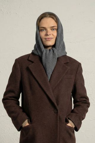 Women's Merino Wool Triangle Scarf - One Size / Dark Gray