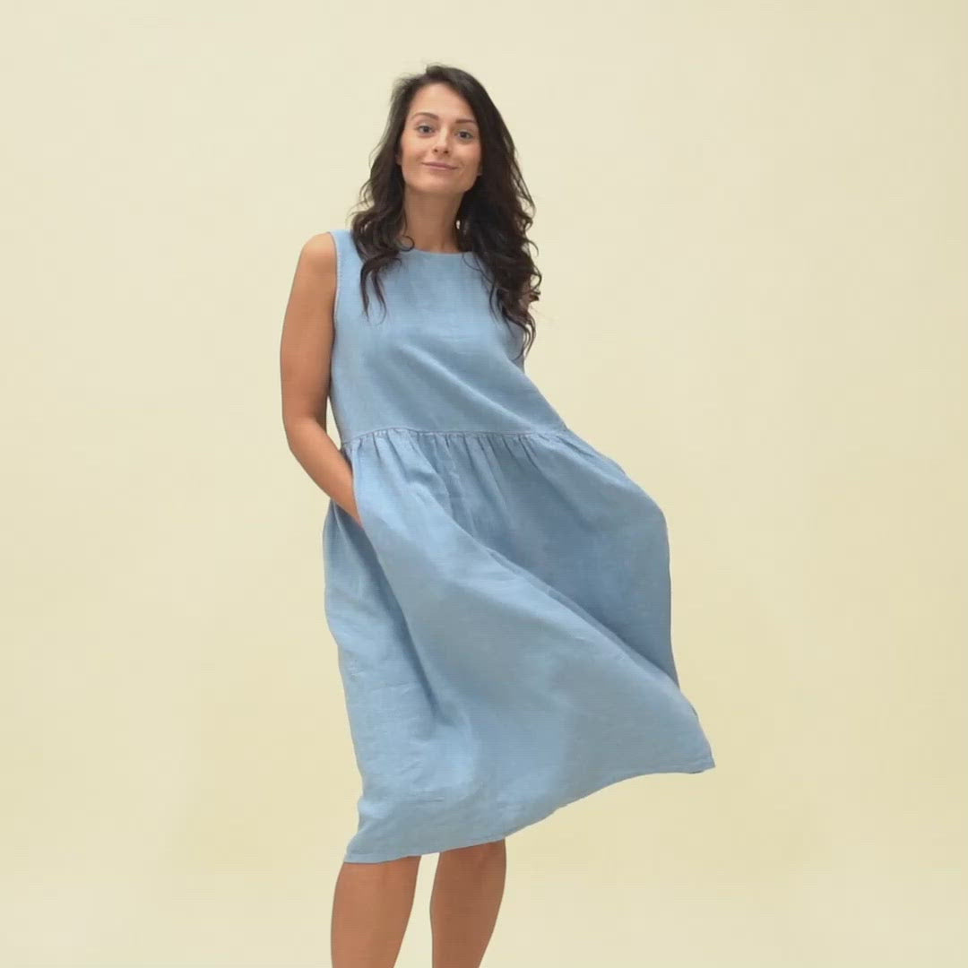 Robe smockée sans manches en lin Maya Cloudy Blue