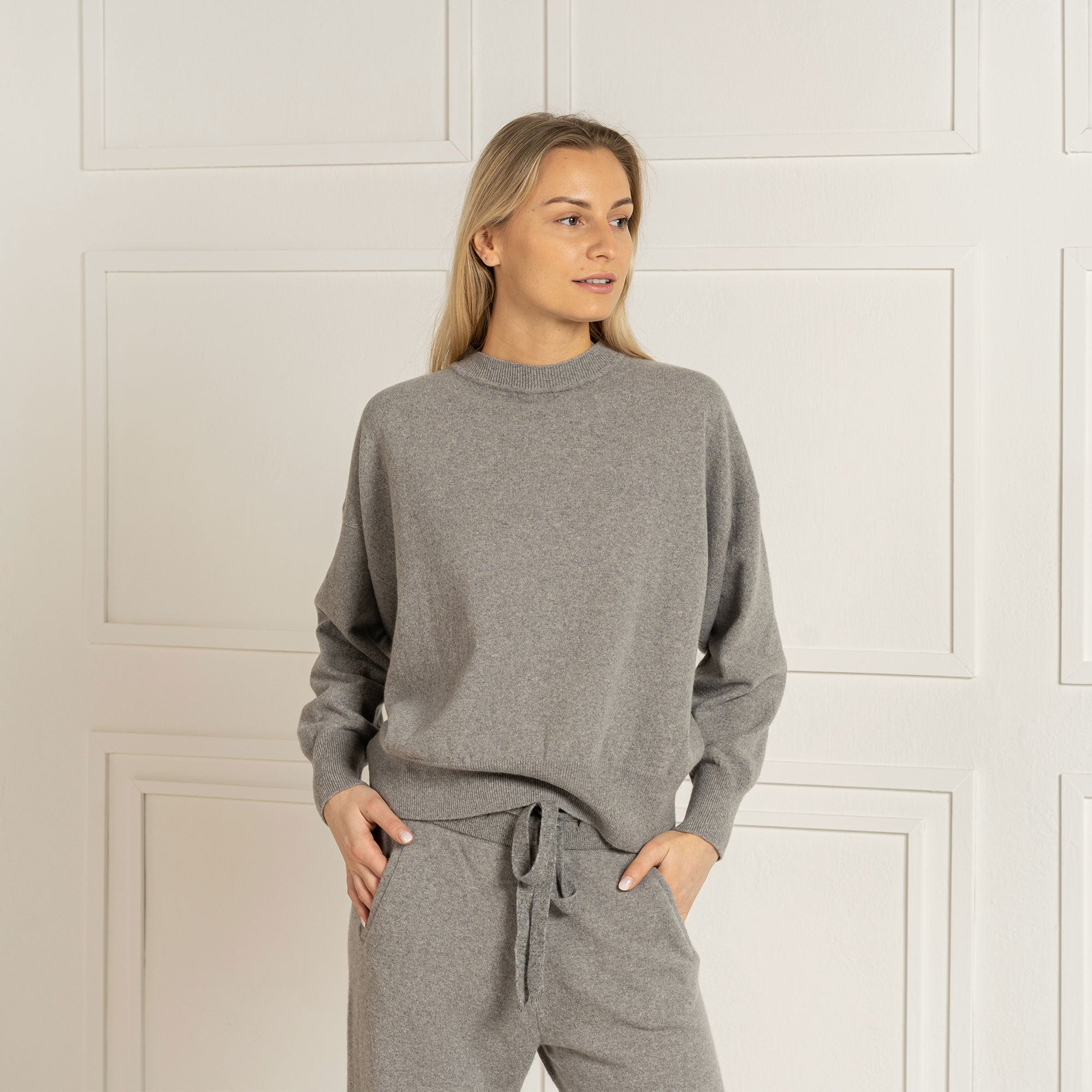 Women's 100% Merino Crewneck Sweater Oslo Light Gray