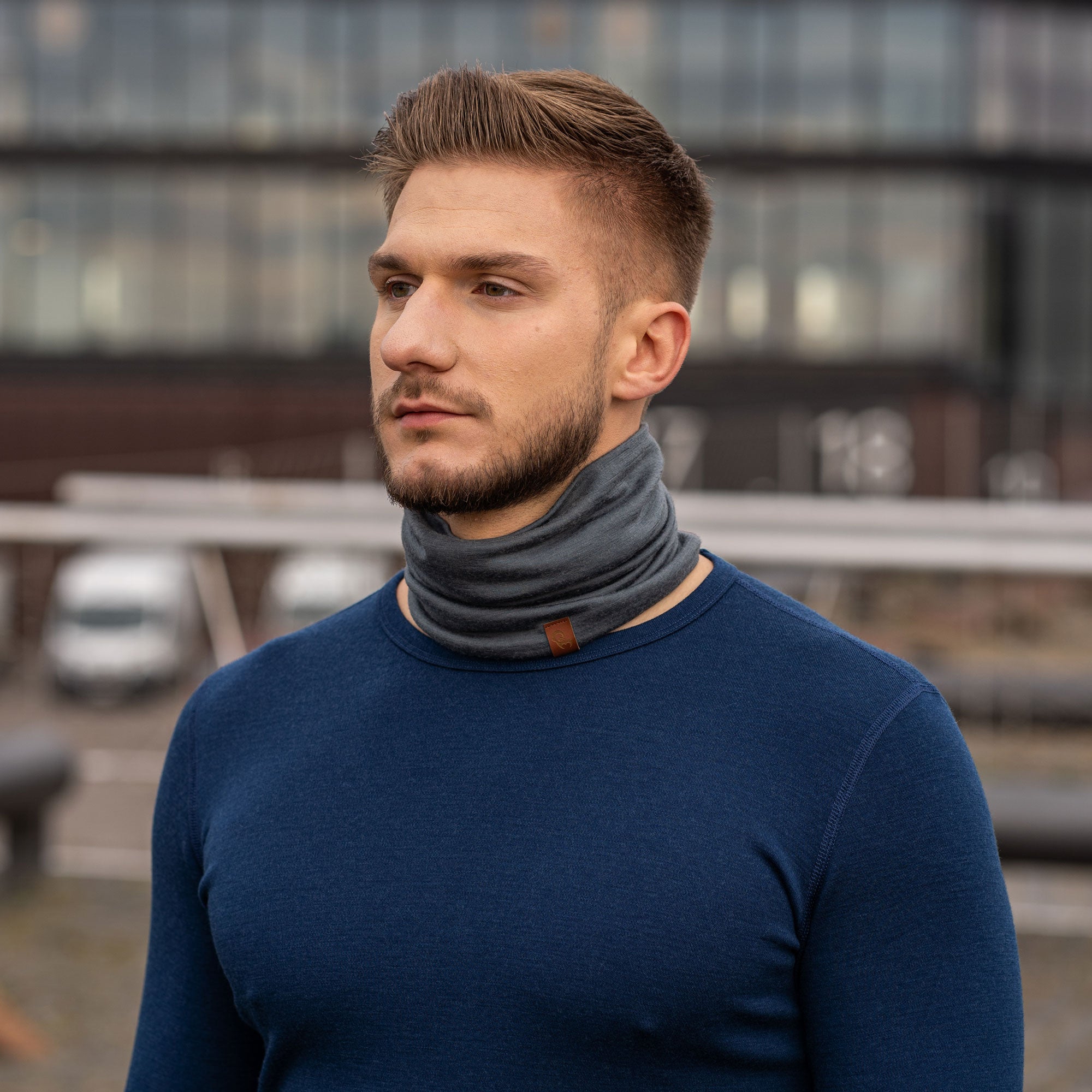 Men's Merino Neck Gaiter Perfect Grey | menique - MENIQUE