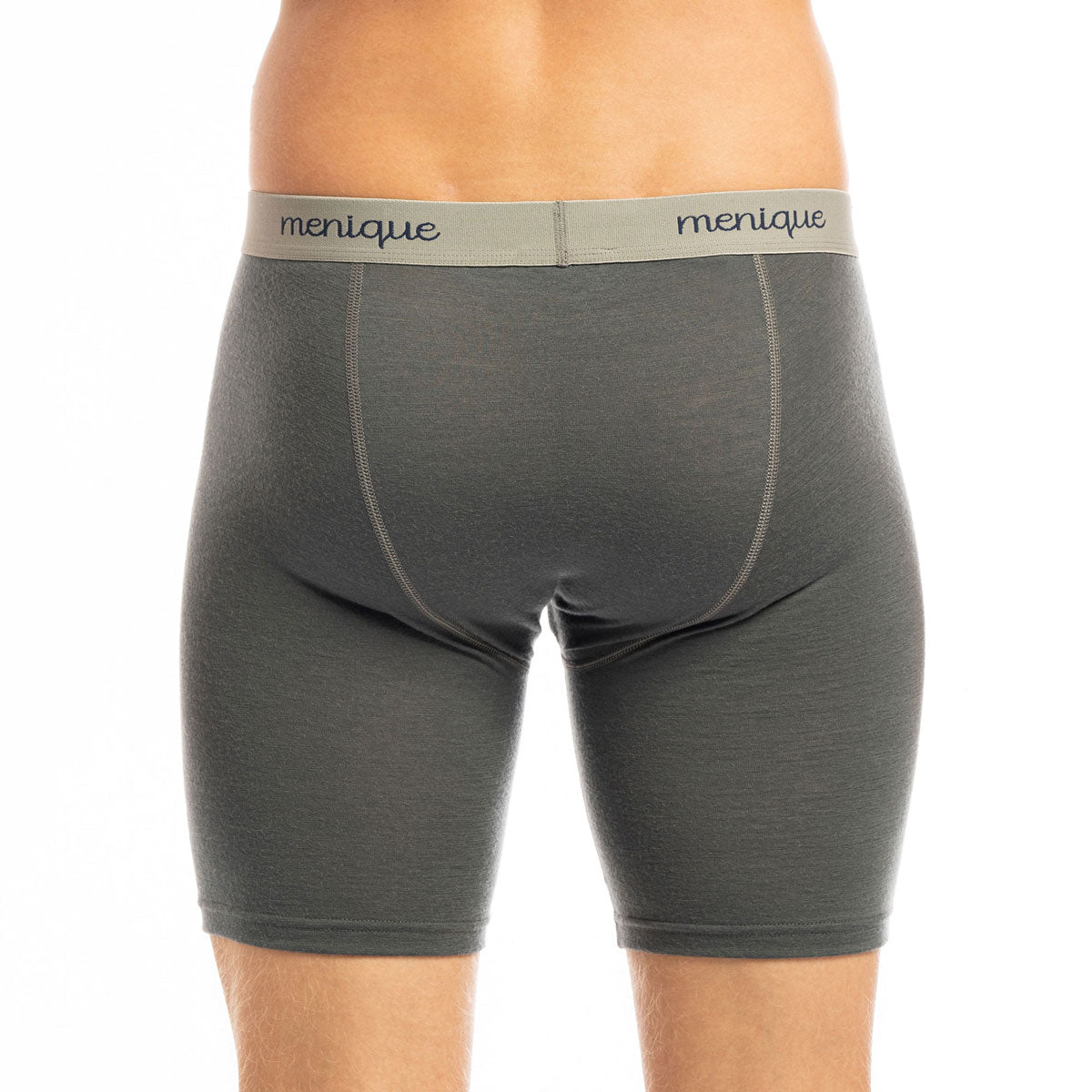 The menique Men's Merino 160 Boxer Briefs in the color perfect grey, white background, front view.