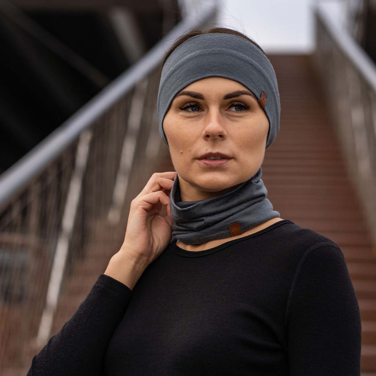 Women's Headband and Gaiter Set Perfect Grey